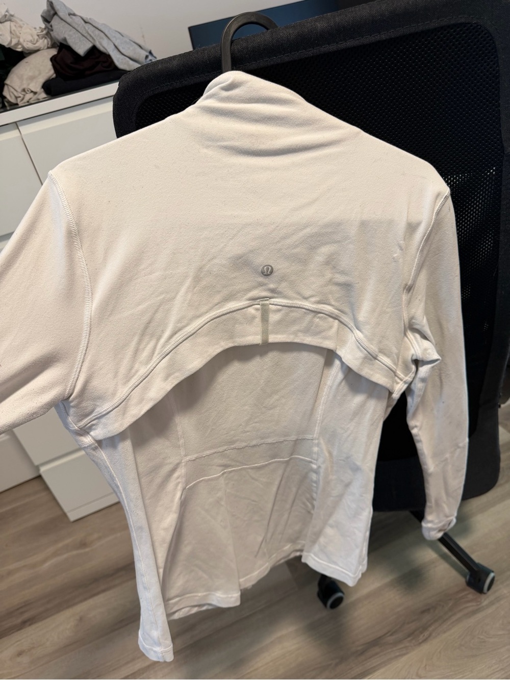 Lululemon Define Jacket Original Style – White – Size 10 - Picture 2 of 3